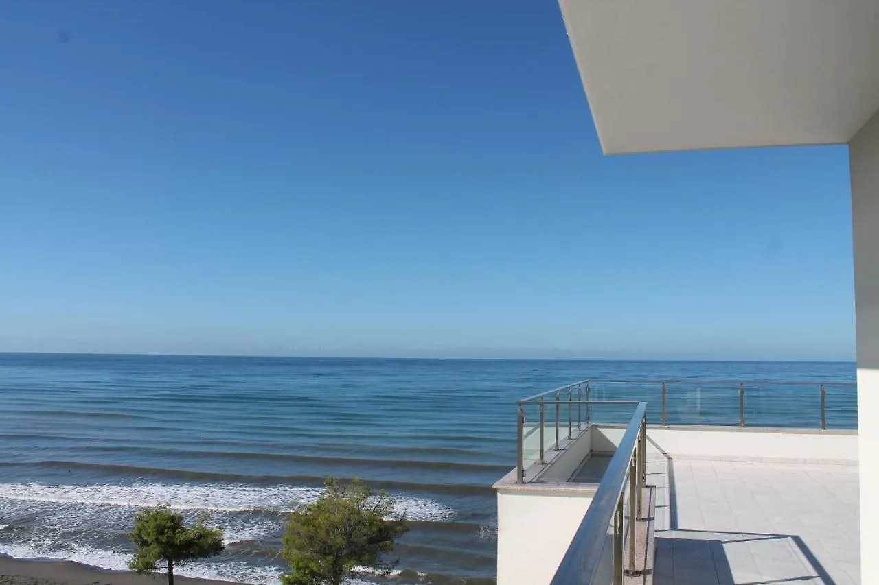 Apartament Roxhensi Shëngjin