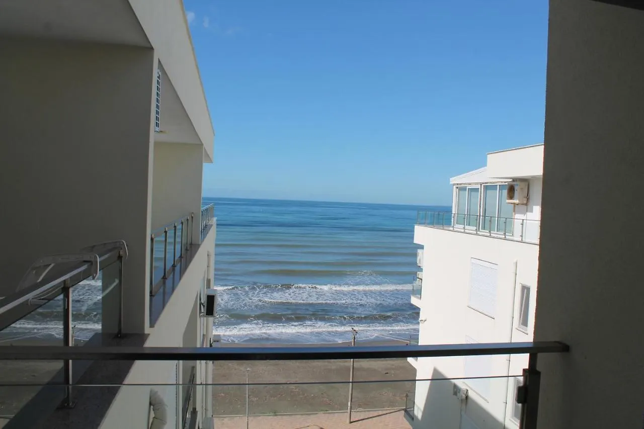 Apartament Roxhensi Shëngjin Albania